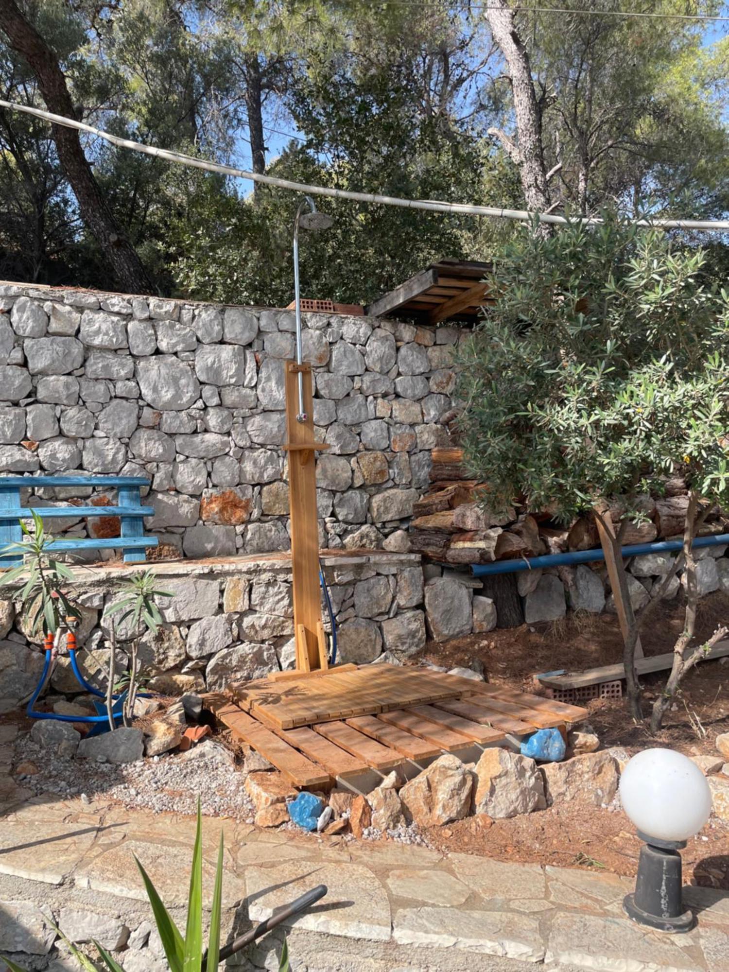 Pines & Sea Villa Sofiko Exterior photo